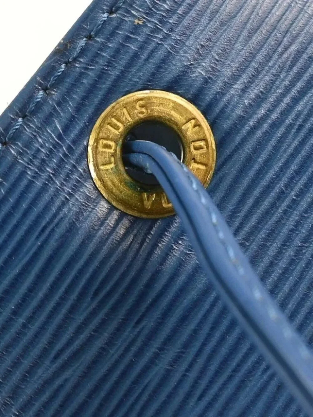 LOUIS VUITTON BLUE EPI NOE SHOULDER BAG